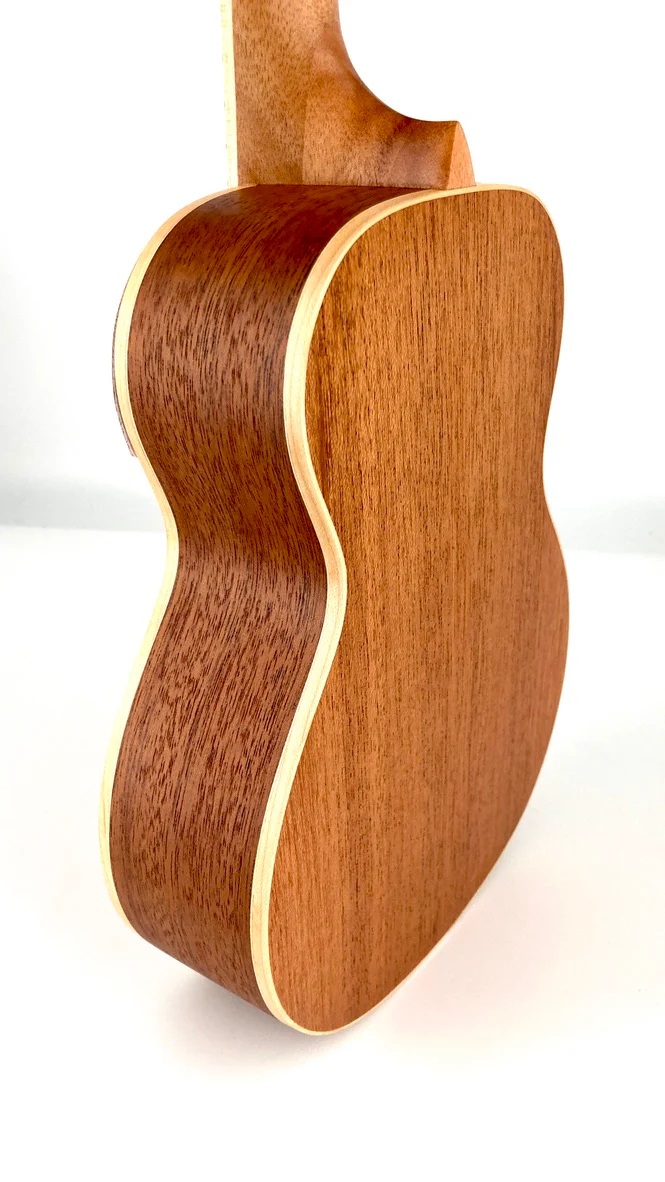 aNueNue UC10, living coral