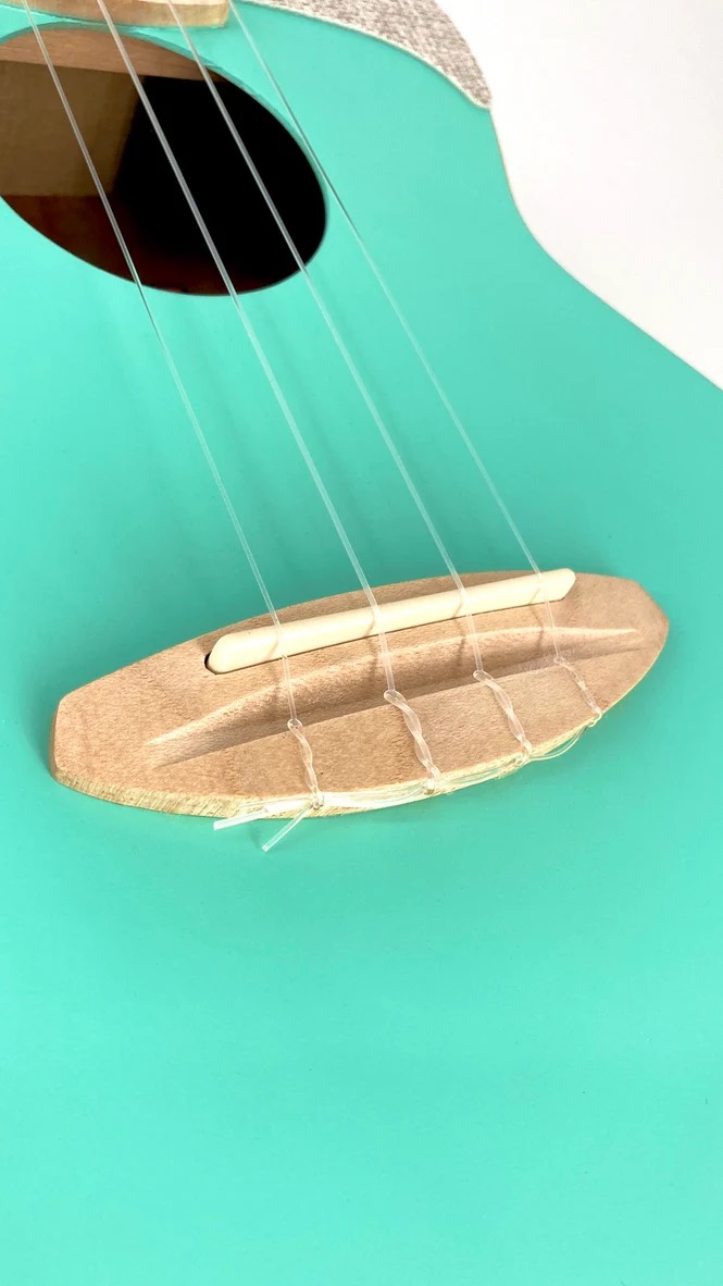 aNueNue UC10, ice Green