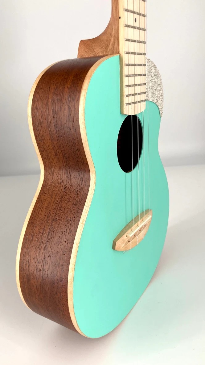 aNueNue UC10, ice Green