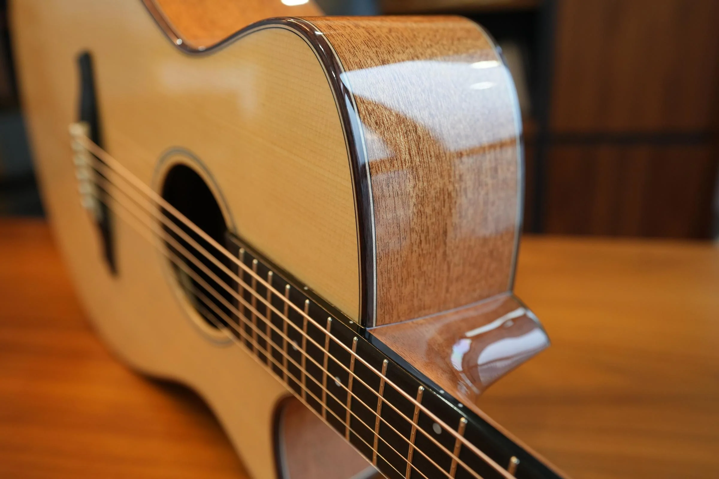 Natasha R4 Akustikgitarre 40" Raindrop vollmassiv