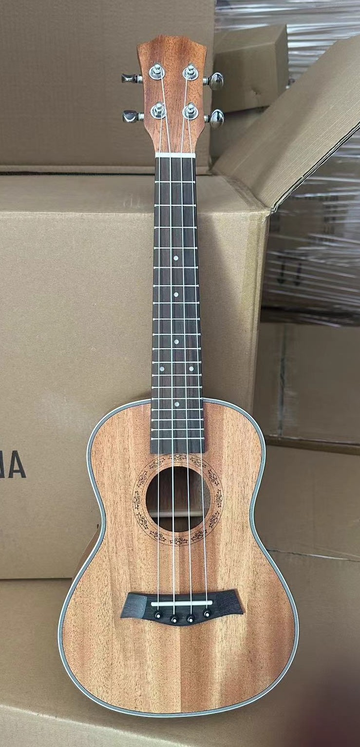 NoName Ukulele Konzert UK-MMGB  
